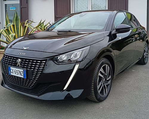 UTILITARIA 5 POSTI (PEUGEOT 208)